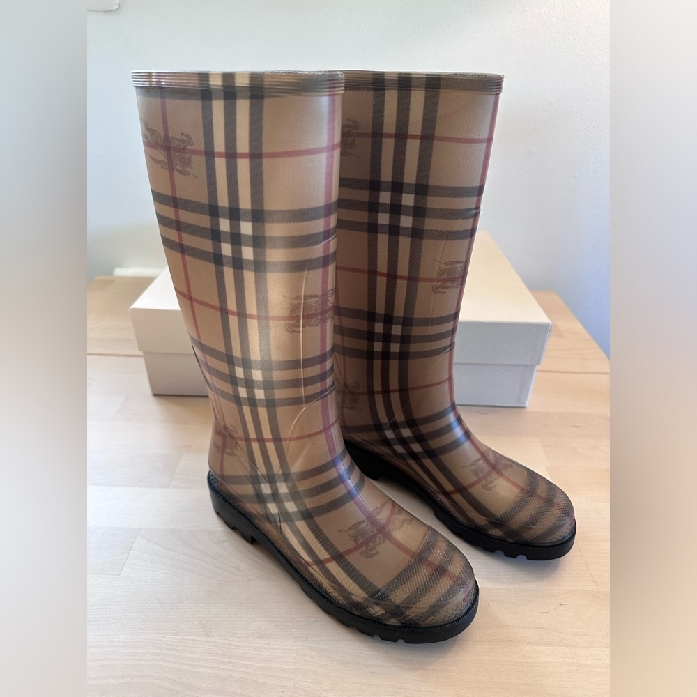 Burberry Plaid Winter & Rain Boots - Tan and Black